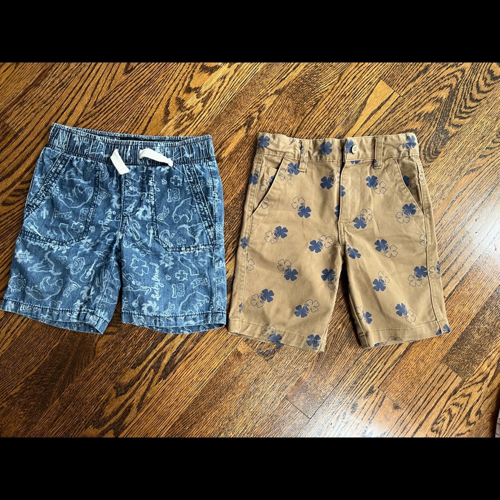 Lot of 2 pairs of shorts Lucky Brand sz 4/5 boys